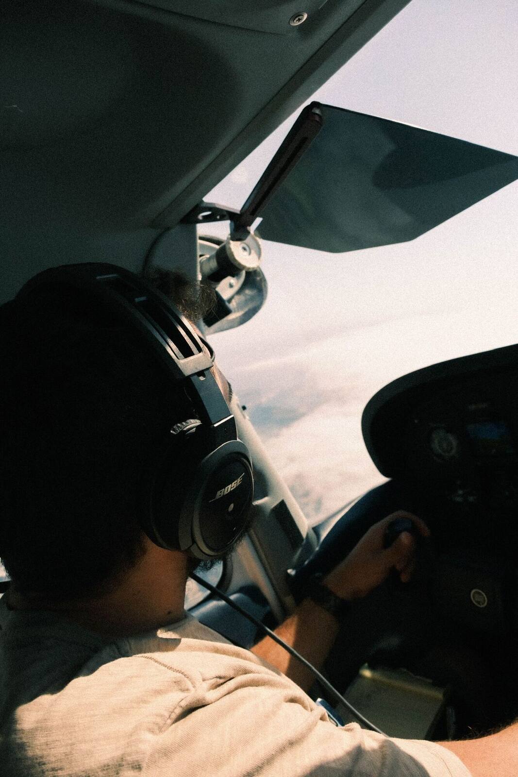 Aviv Zmirly flying with headset